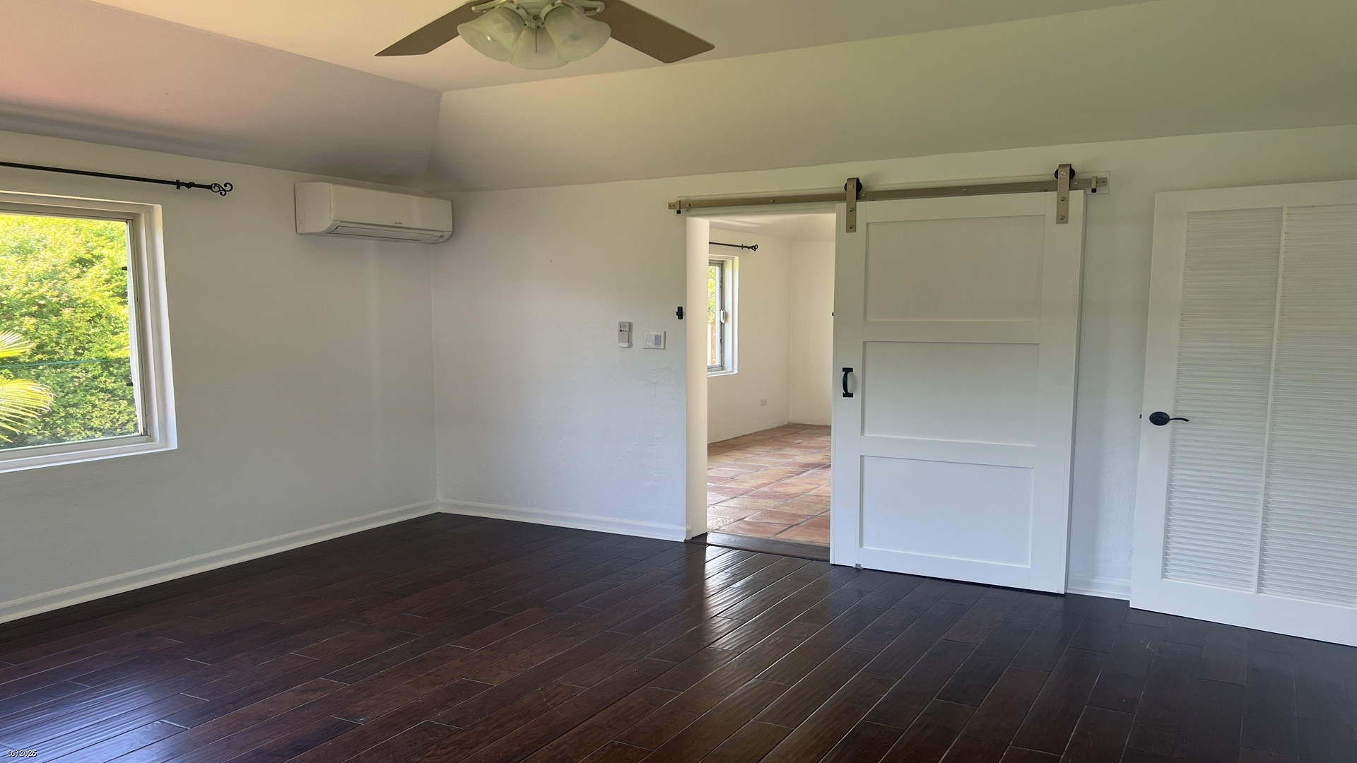 Three Cedars Apartment