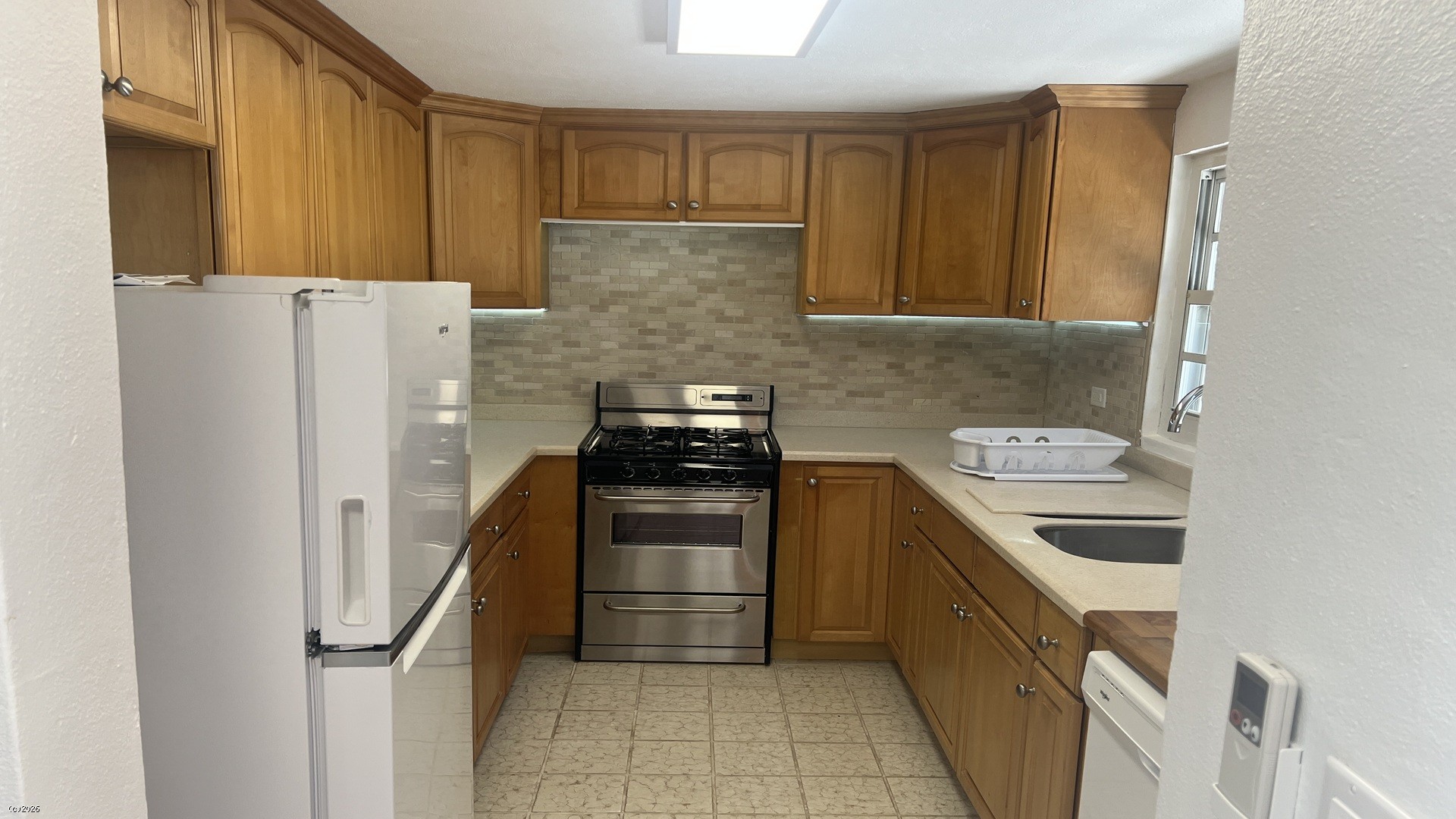 Three Cedars Apartment